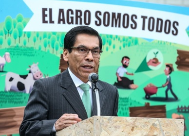ministro_hernandez_dia_de_la_agricultura