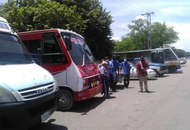 Productores Venezolanos Pierden 4.000 Litros de Leche Diarios por Escasez de Combustible