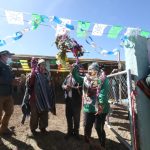 Ministra Nelly Paredes llegó a Puno para entregar más de 1000 refugios de protección del ganado ante bajas temperaturas
